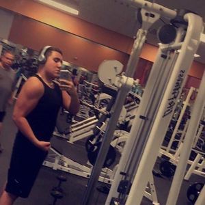 Meet your Posher, Shone